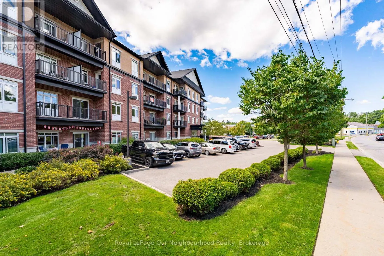 204 - 50 MILL STREET N, #204