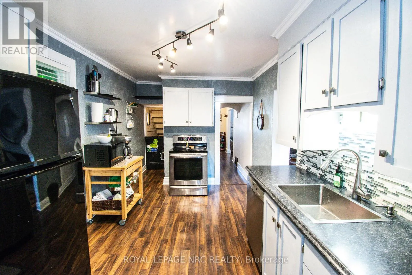 116 LOWELL AVENUE
