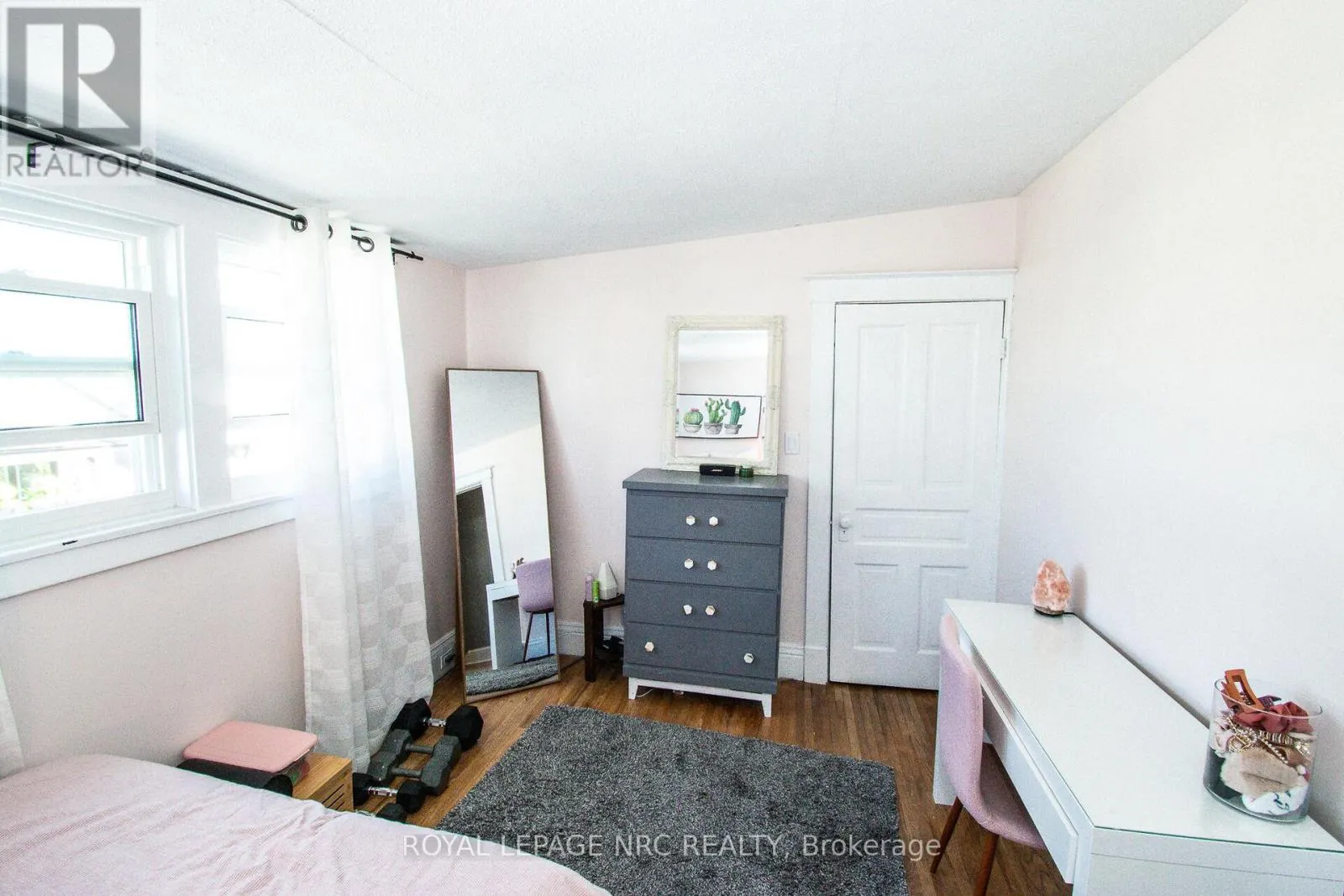 116 LOWELL AVENUE