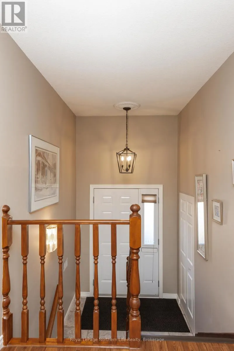22 - 624 LAKESHORE DRIVE, #22