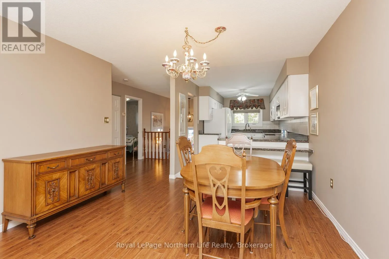 22 - 624 LAKESHORE DRIVE, #22