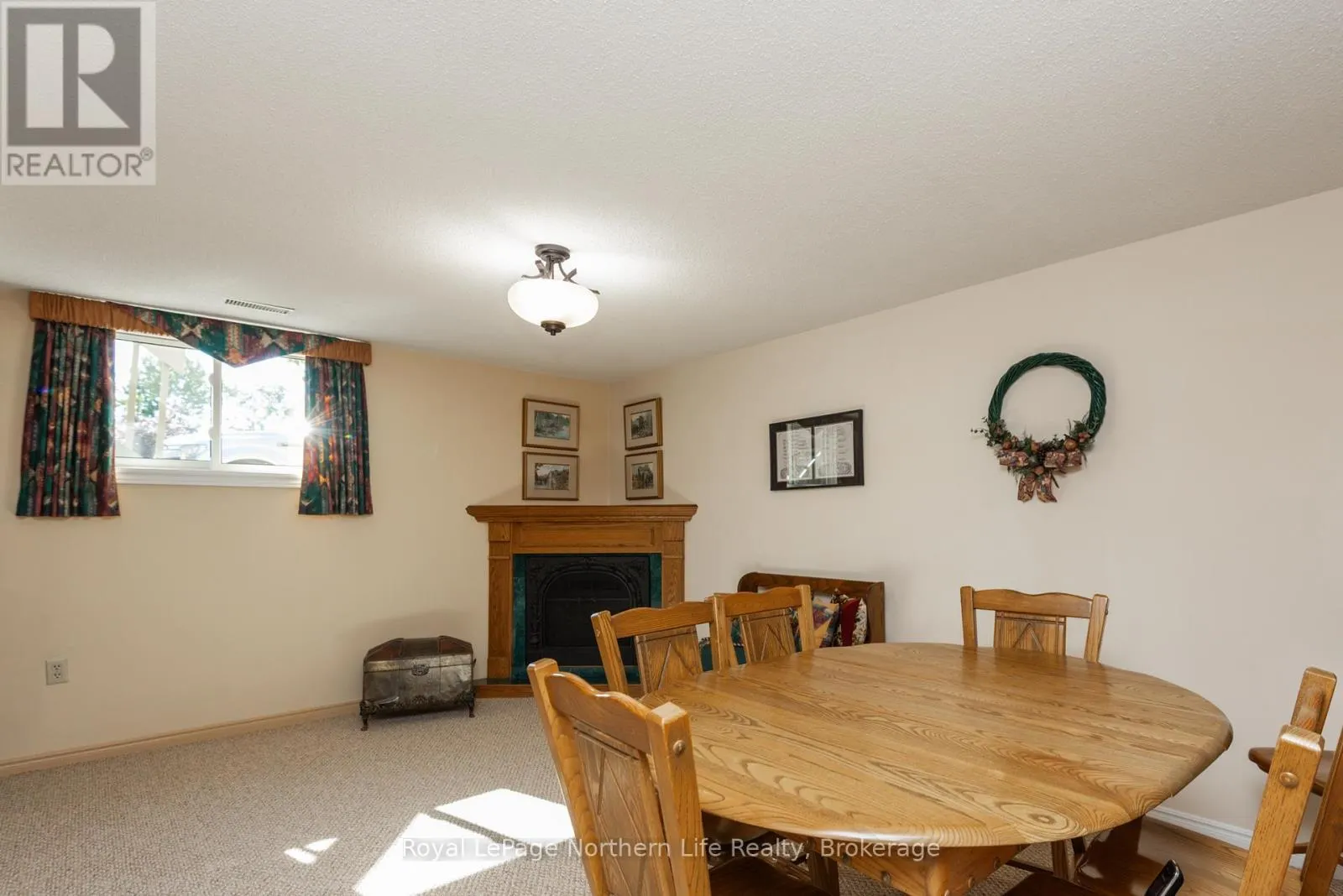 22 - 624 LAKESHORE DRIVE, #22