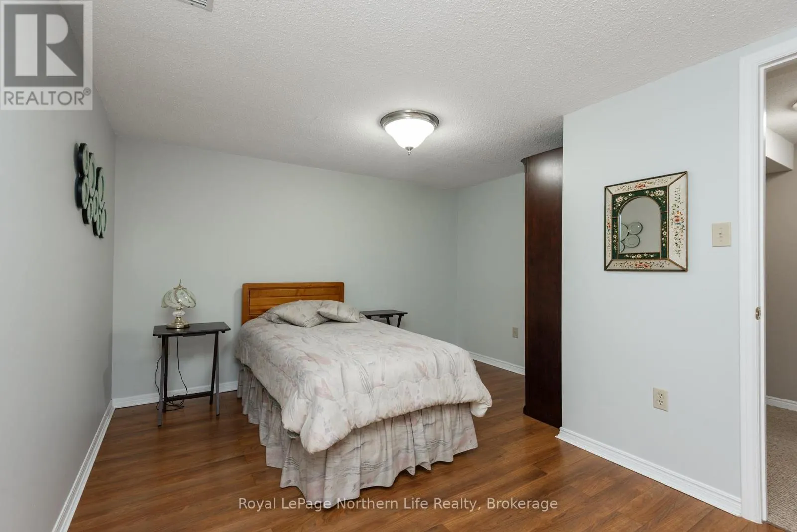 22 - 624 LAKESHORE DRIVE, #22