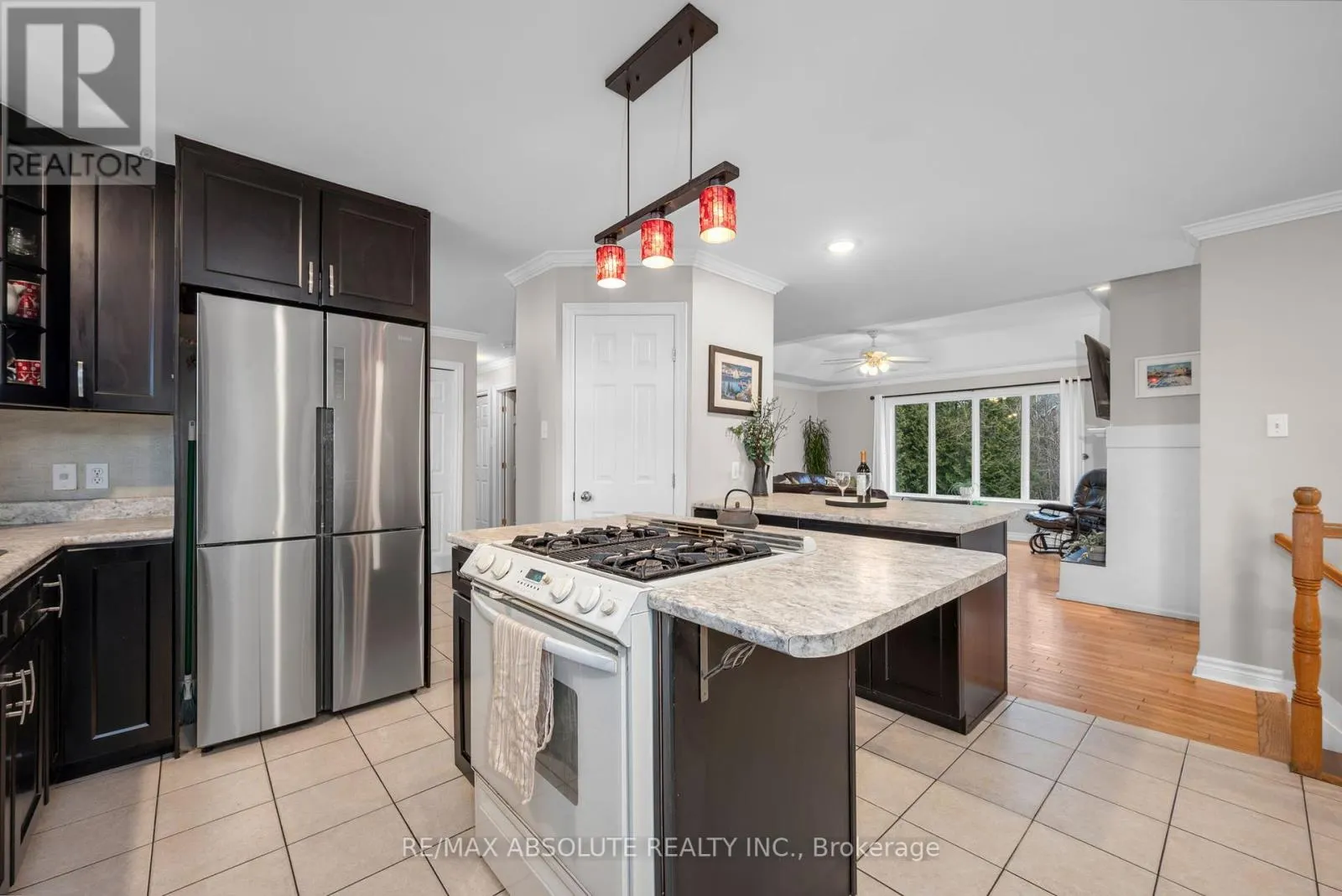 1601 SHAUNA CRESCENT