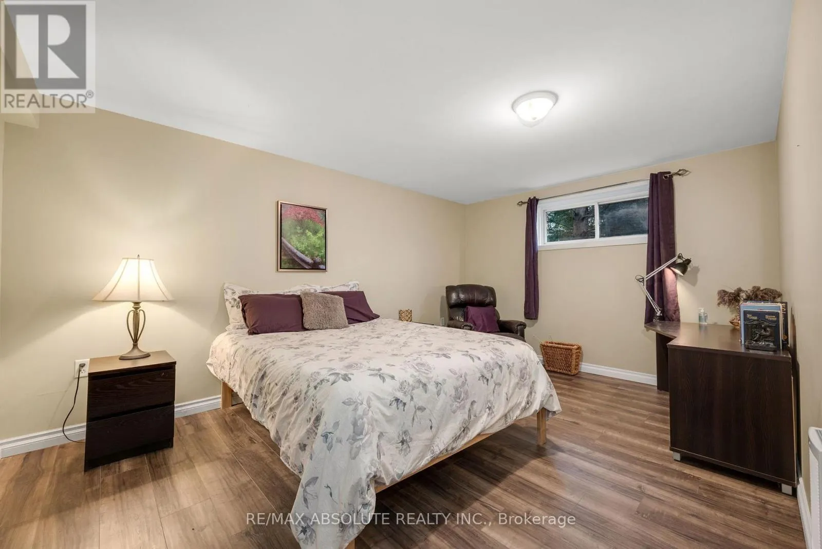1601 SHAUNA CRESCENT