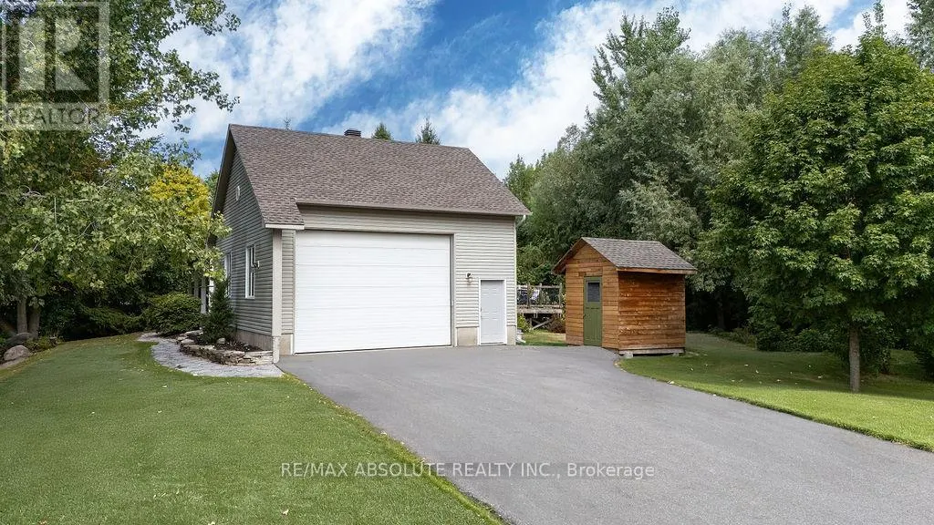 1601 SHAUNA CRESCENT