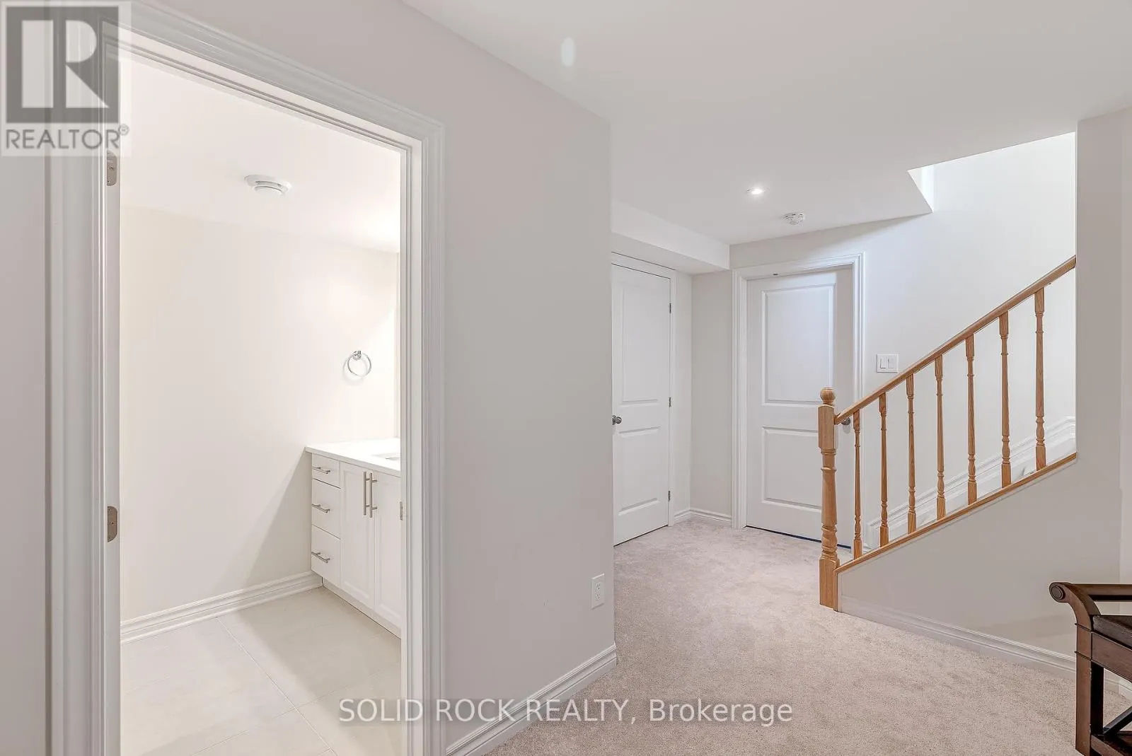 326 MEMORIAL GROVE
