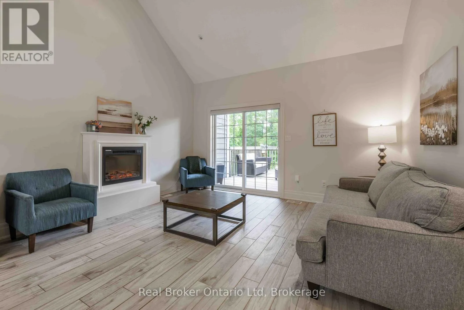 315 TELFORD TRAIL