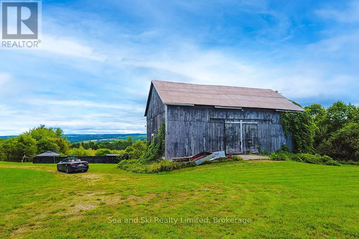 195908 GREY ROAD 7 ROAD S