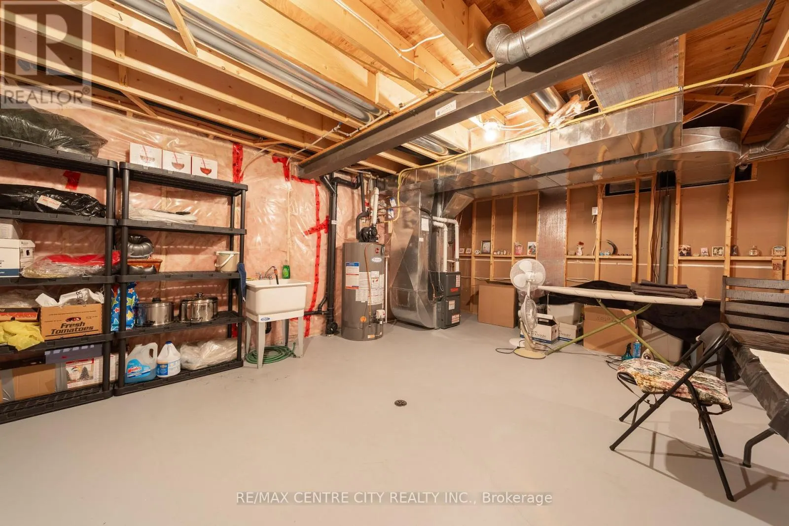 12 - 1 VINEDEN DRIVE, #12
