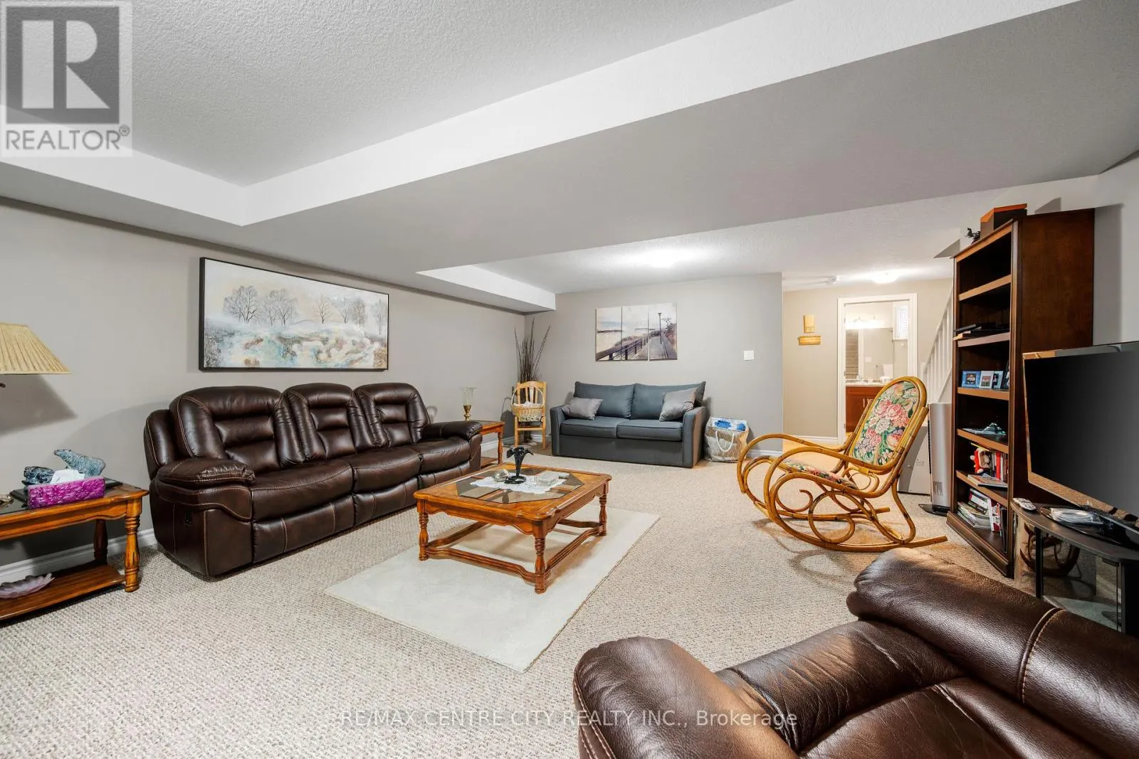 12 - 1 VINEDEN DRIVE, #12