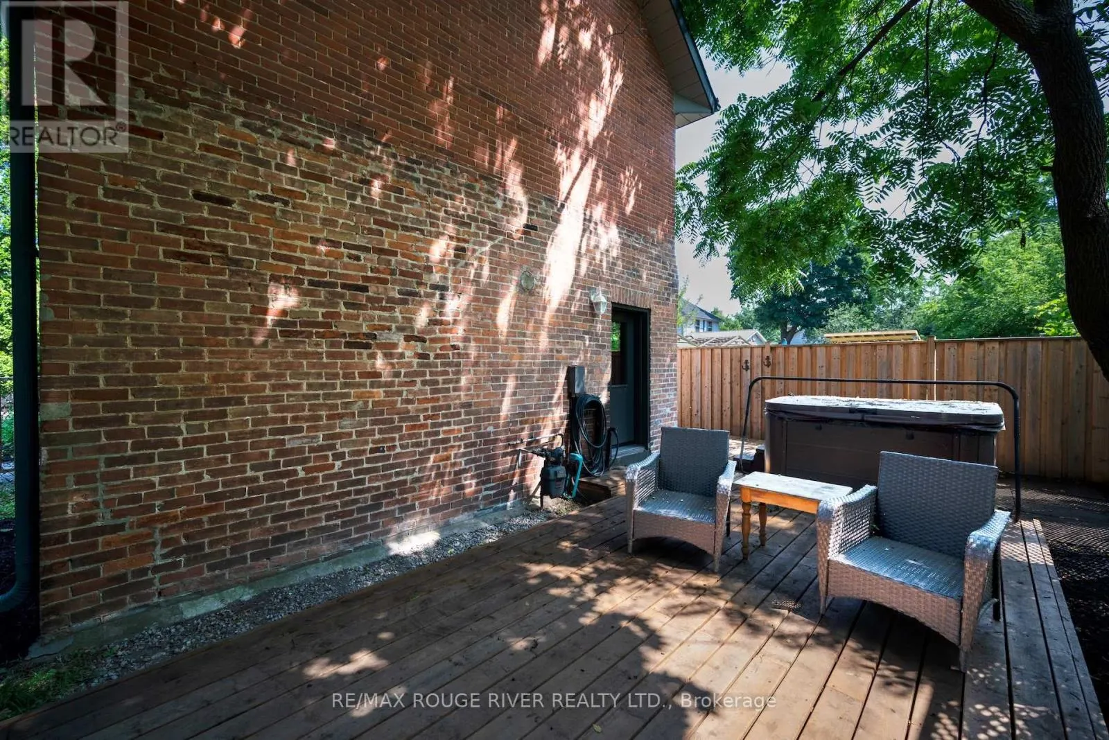 469 HOPKINS AVENUE