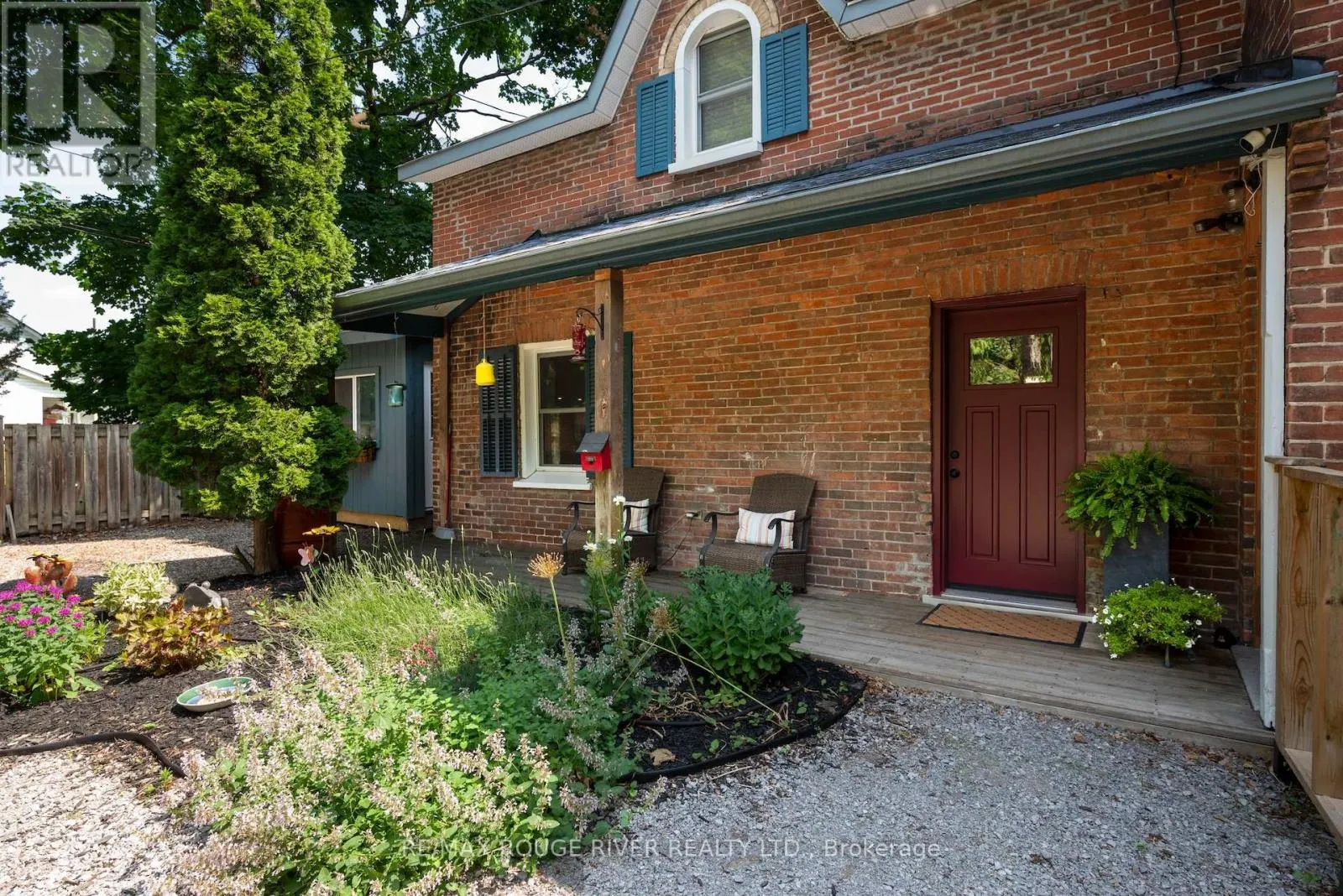 469 HOPKINS AVENUE