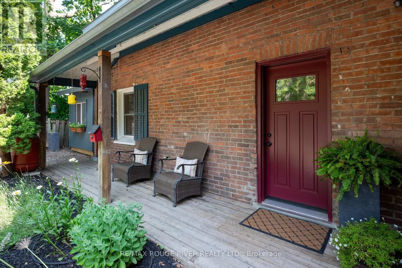 469 HOPKINS AVENUE