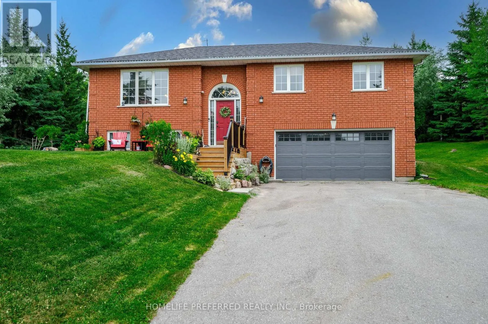 2403 KENNEDY DRIVE