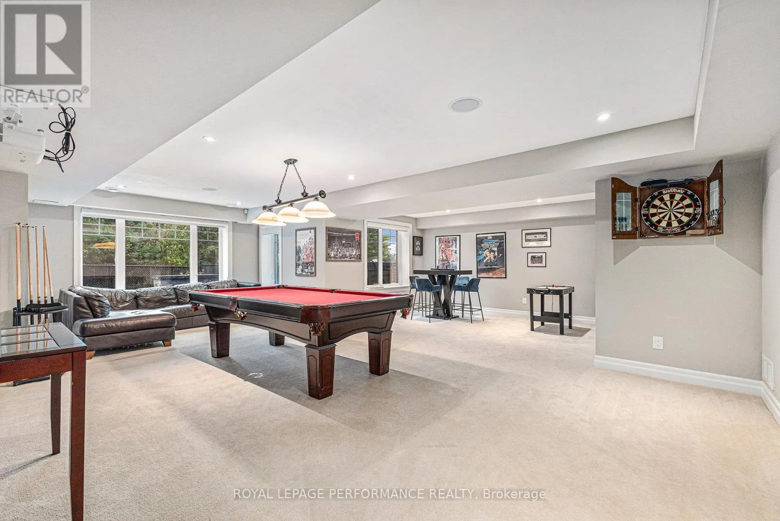 196 GRAINSTONE WAY