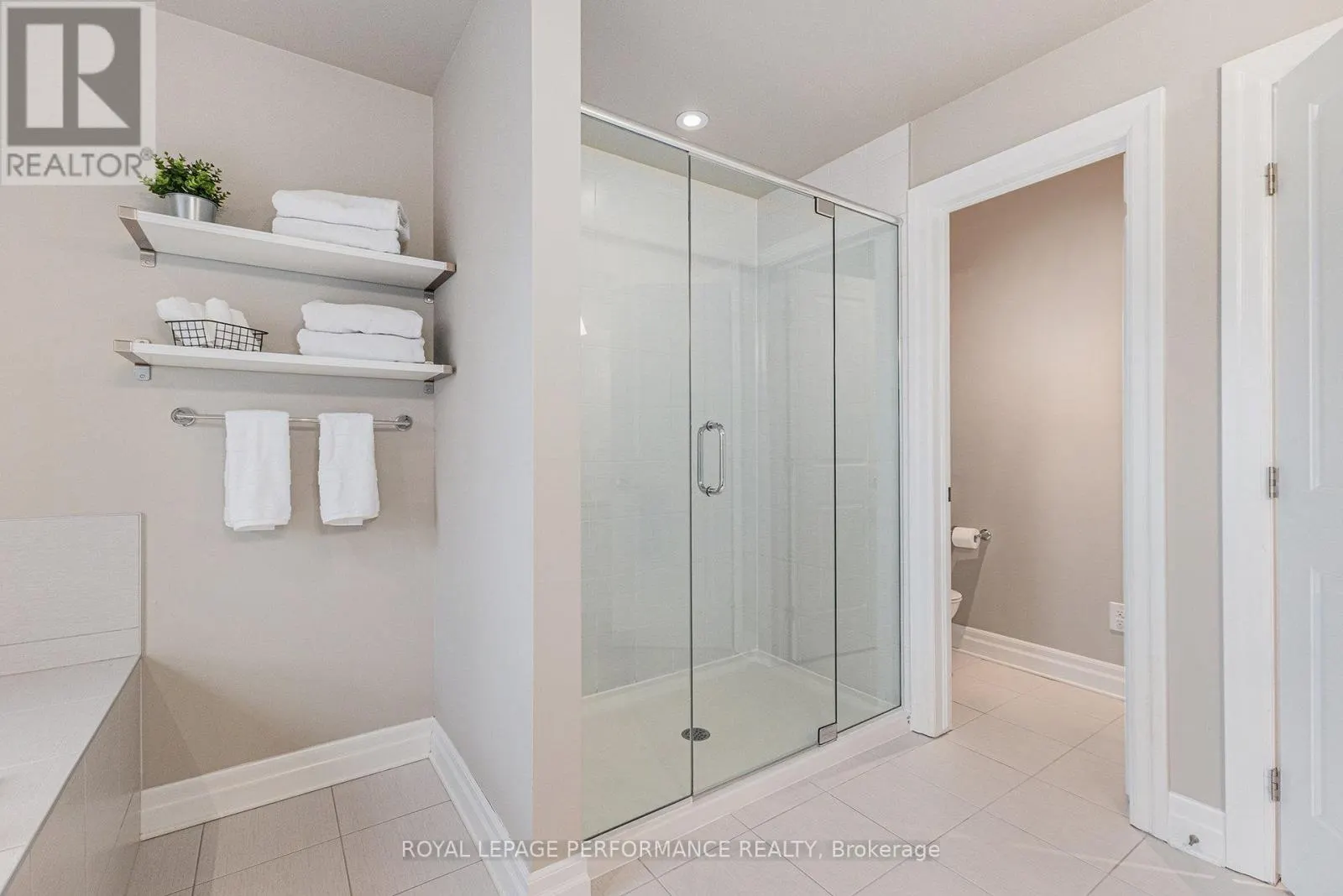 196 GRAINSTONE WAY
