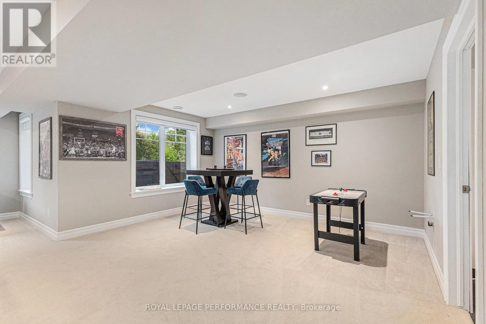 196 GRAINSTONE WAY