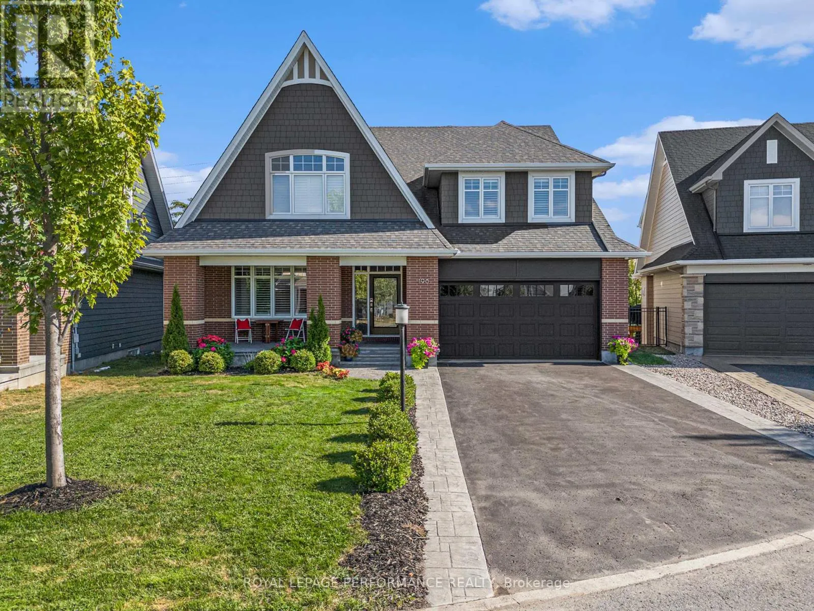 196 GRAINSTONE WAY