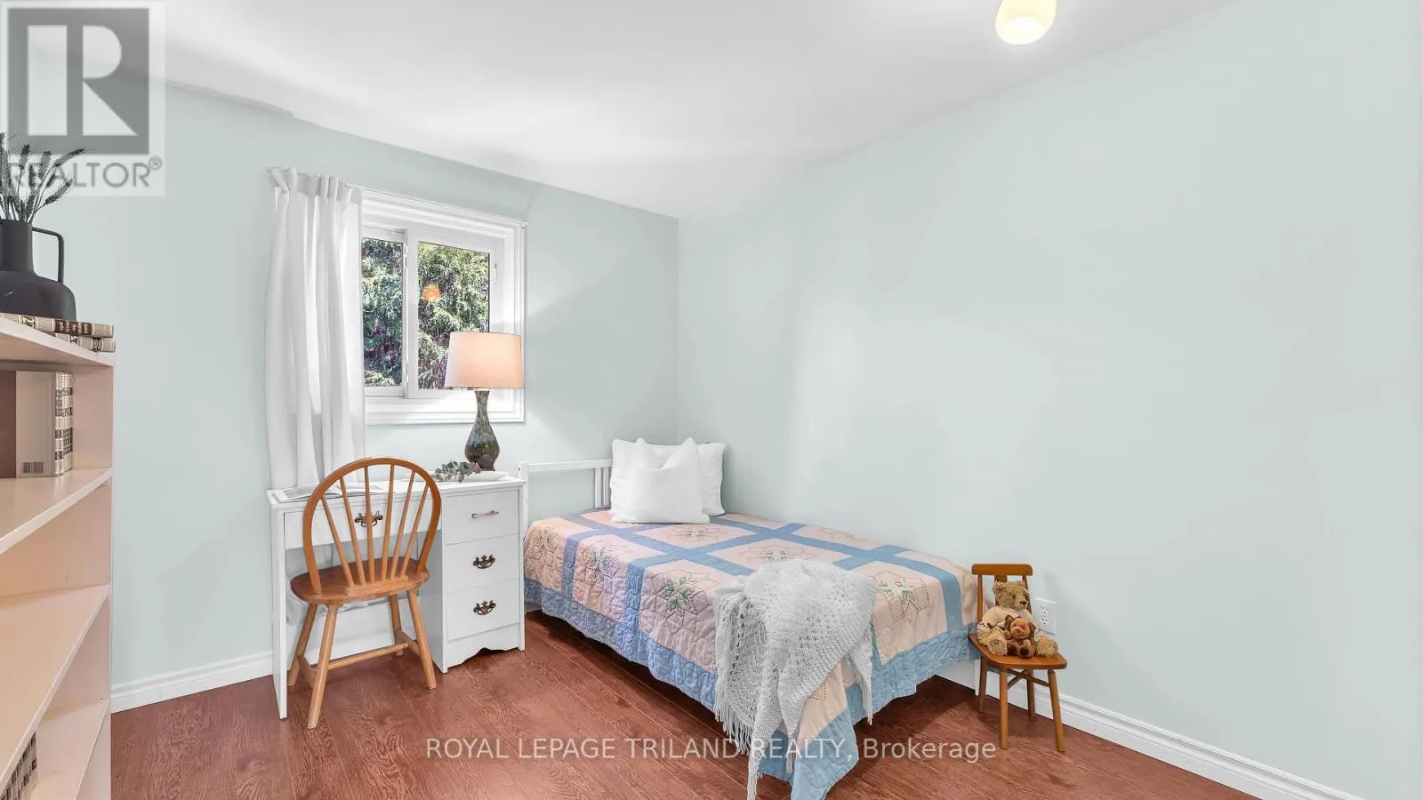 113 MONMORE ROAD