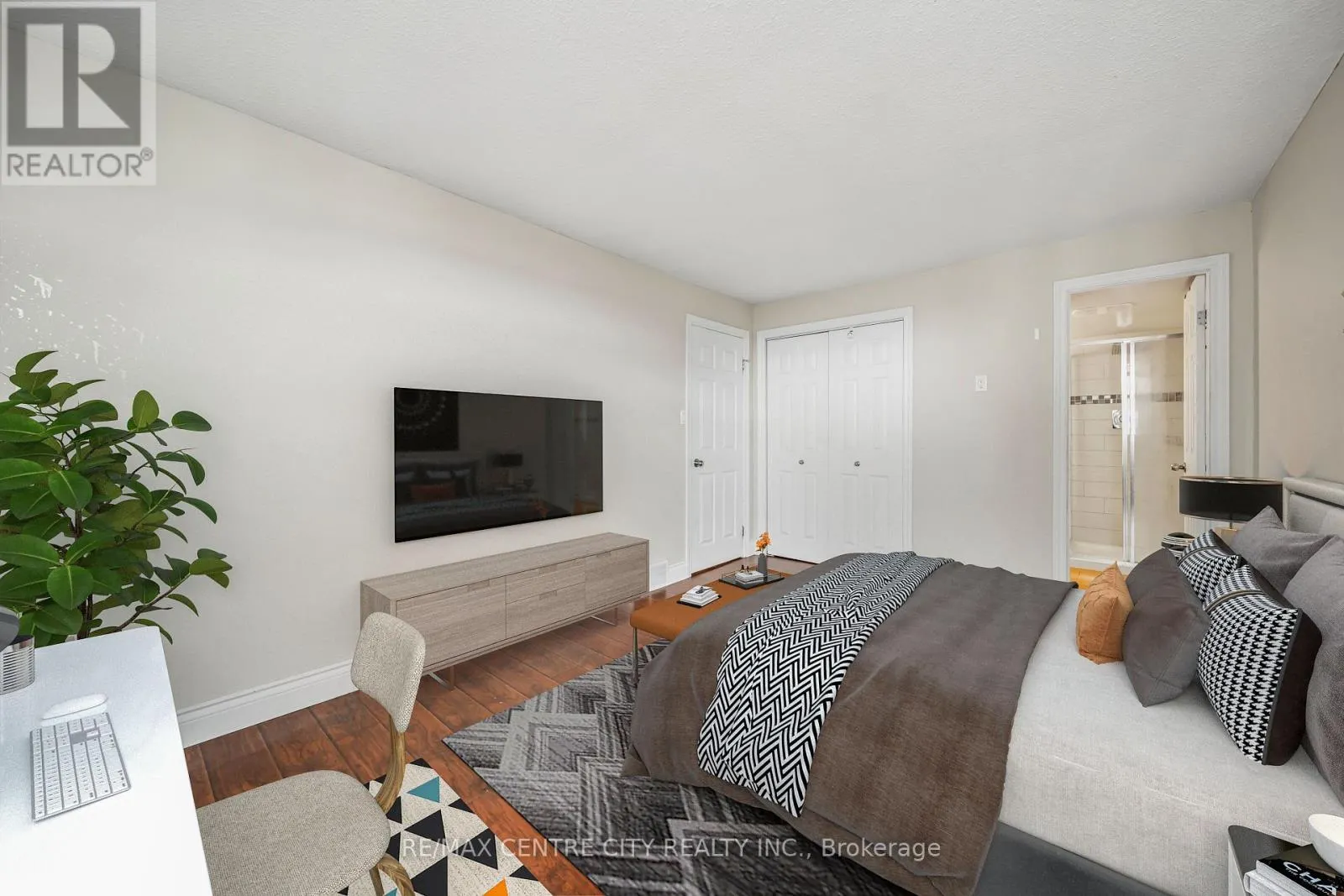 1603 - 363 COLBORNE STREET, #1603