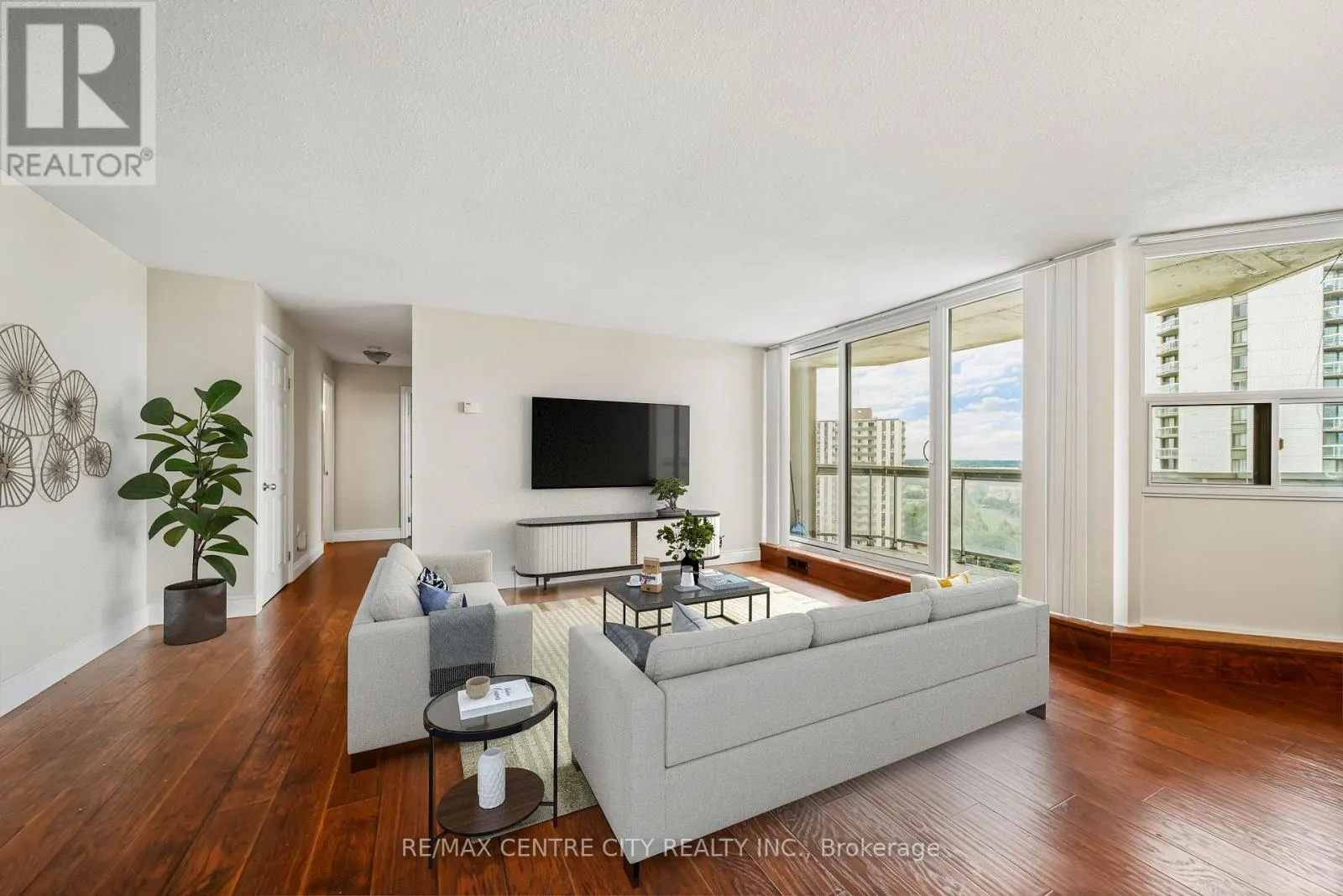1603 - 363 COLBORNE STREET, #1603