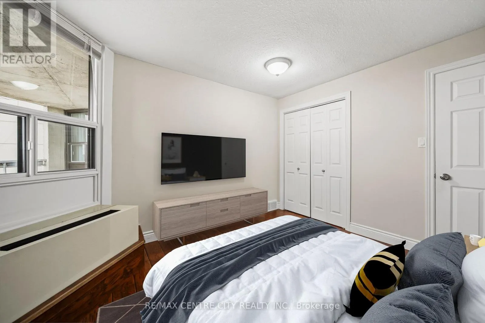 1603 - 363 COLBORNE STREET, #1603