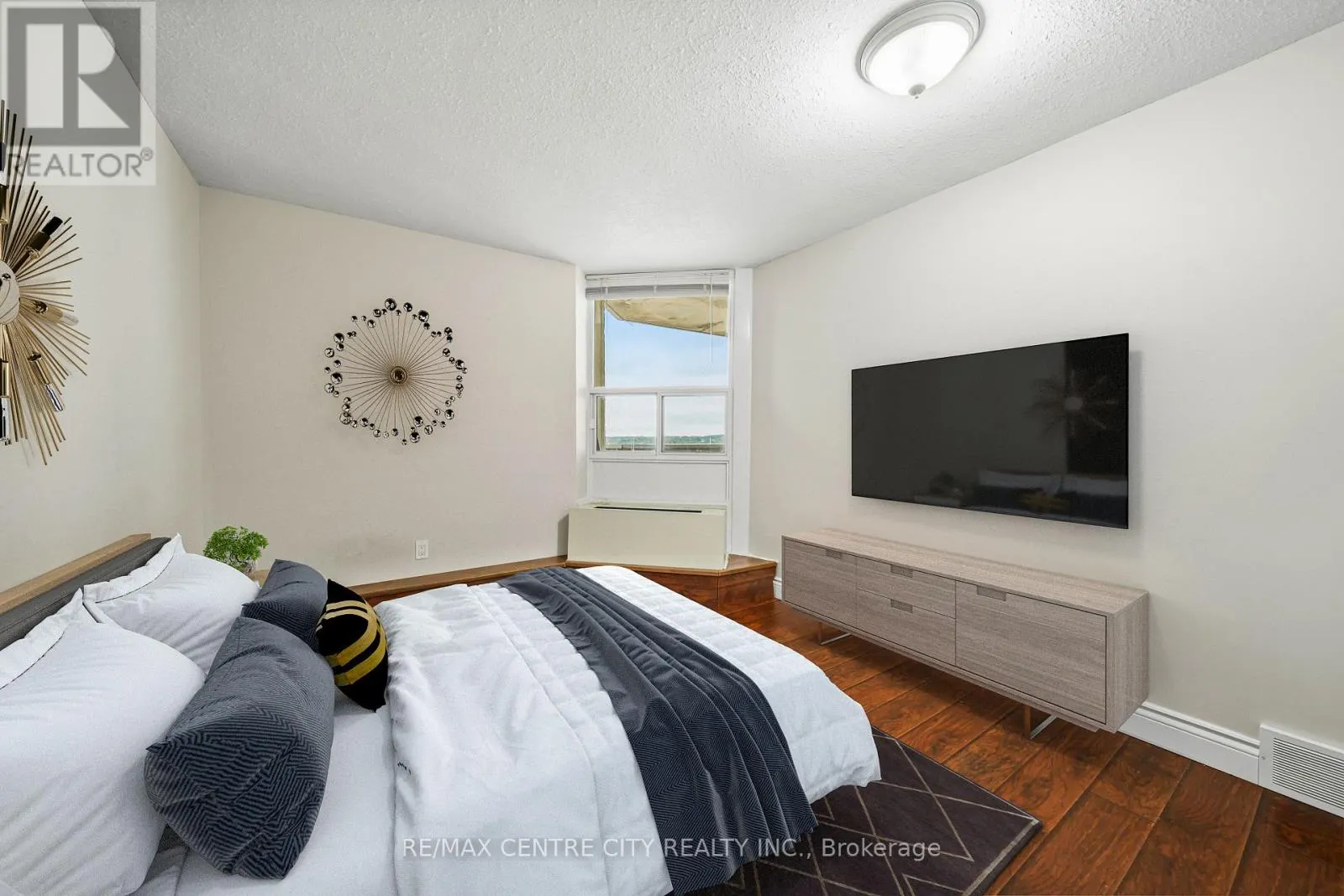 1603 - 363 COLBORNE STREET, #1603