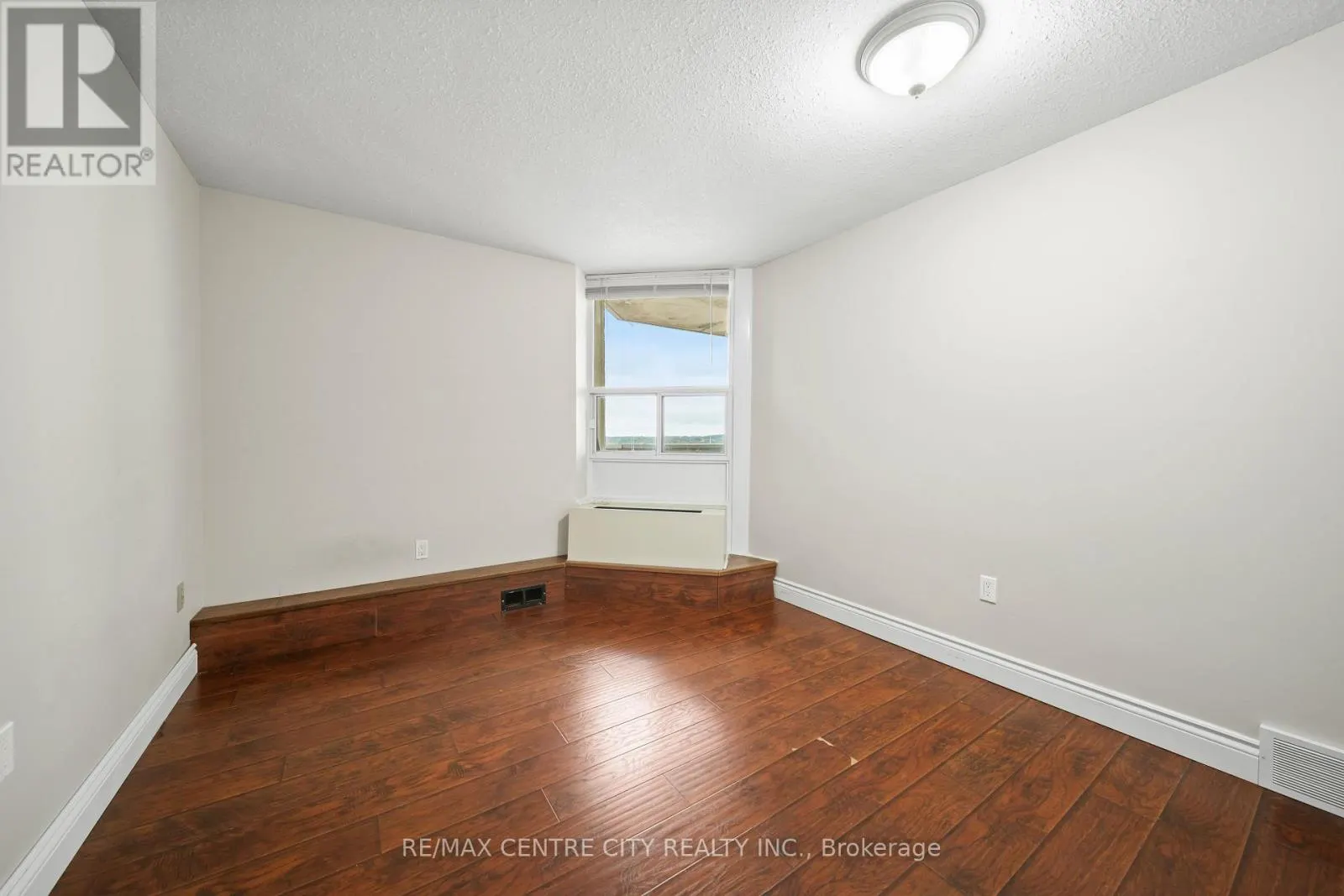 1603 - 363 COLBORNE STREET, #1603