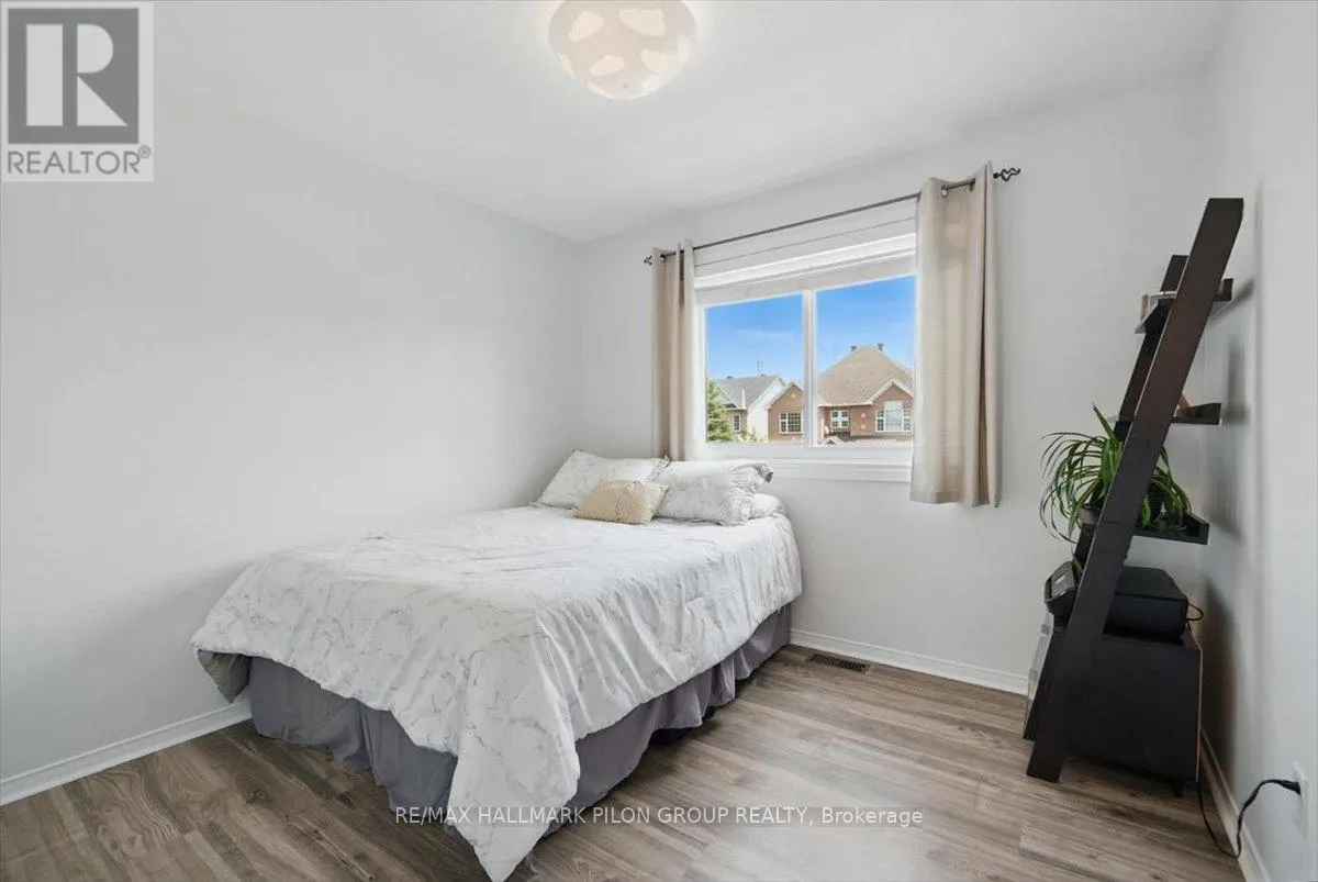 2112 ESPRIT DRIVE