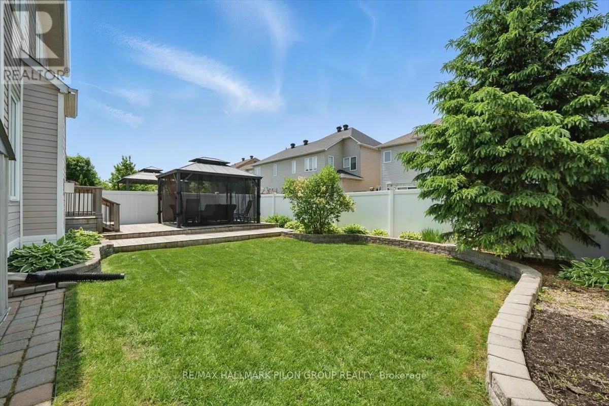 2112 ESPRIT DRIVE