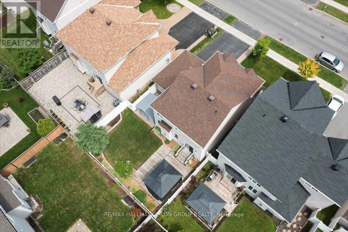 2112 ESPRIT DRIVE