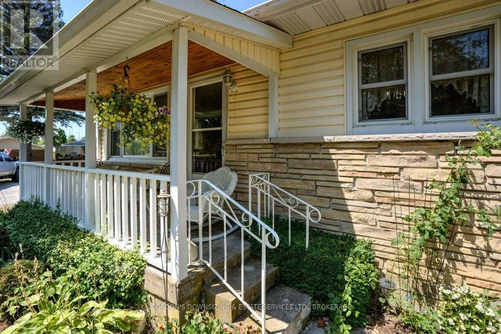 1160 COUNTY 2 ROAD
