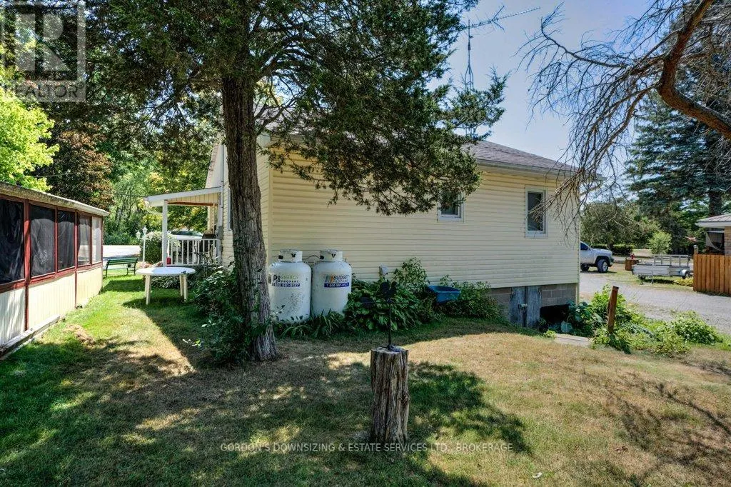 1160 COUNTY 2 ROAD