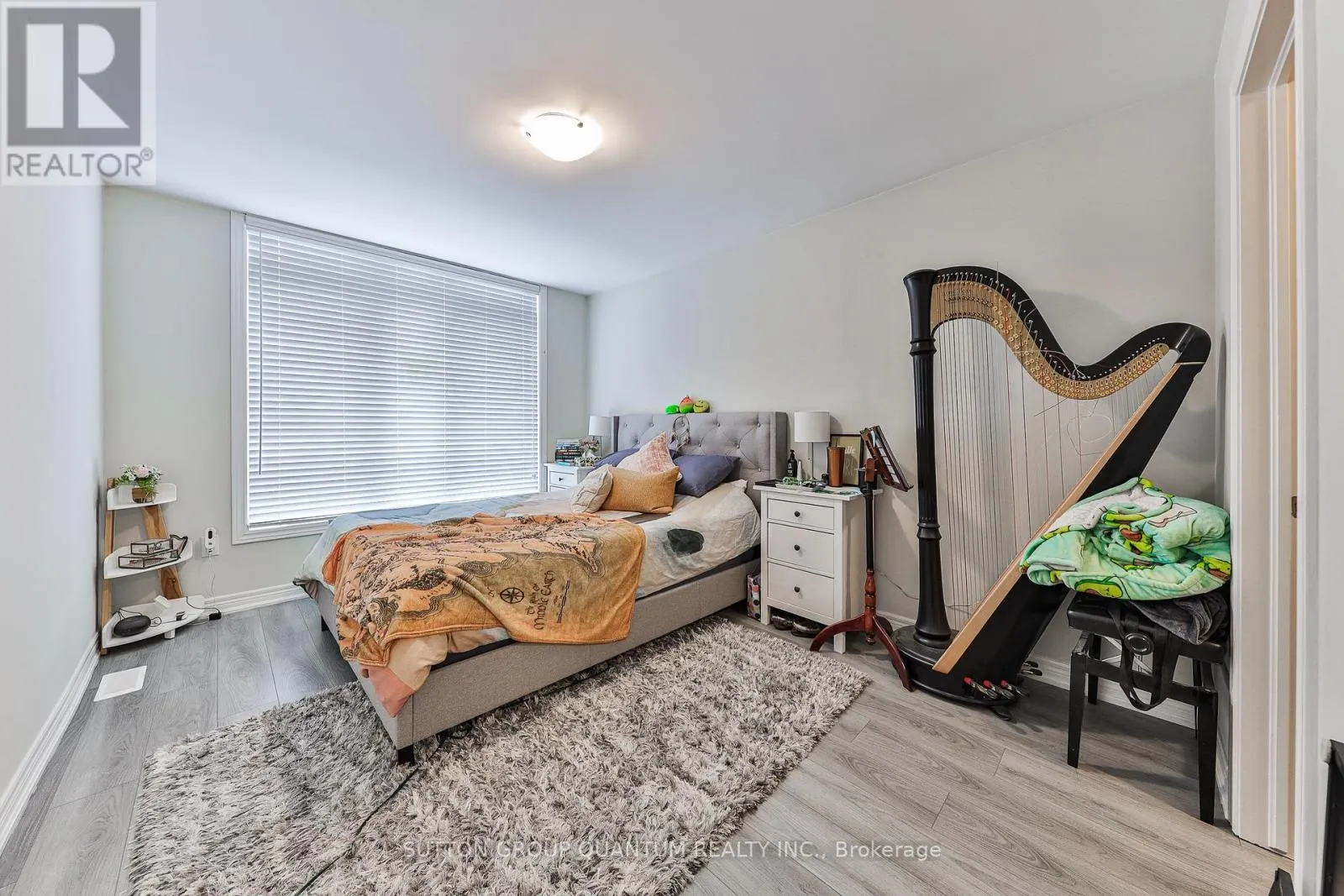 9 - 40 ZINFANDEL DRIVE