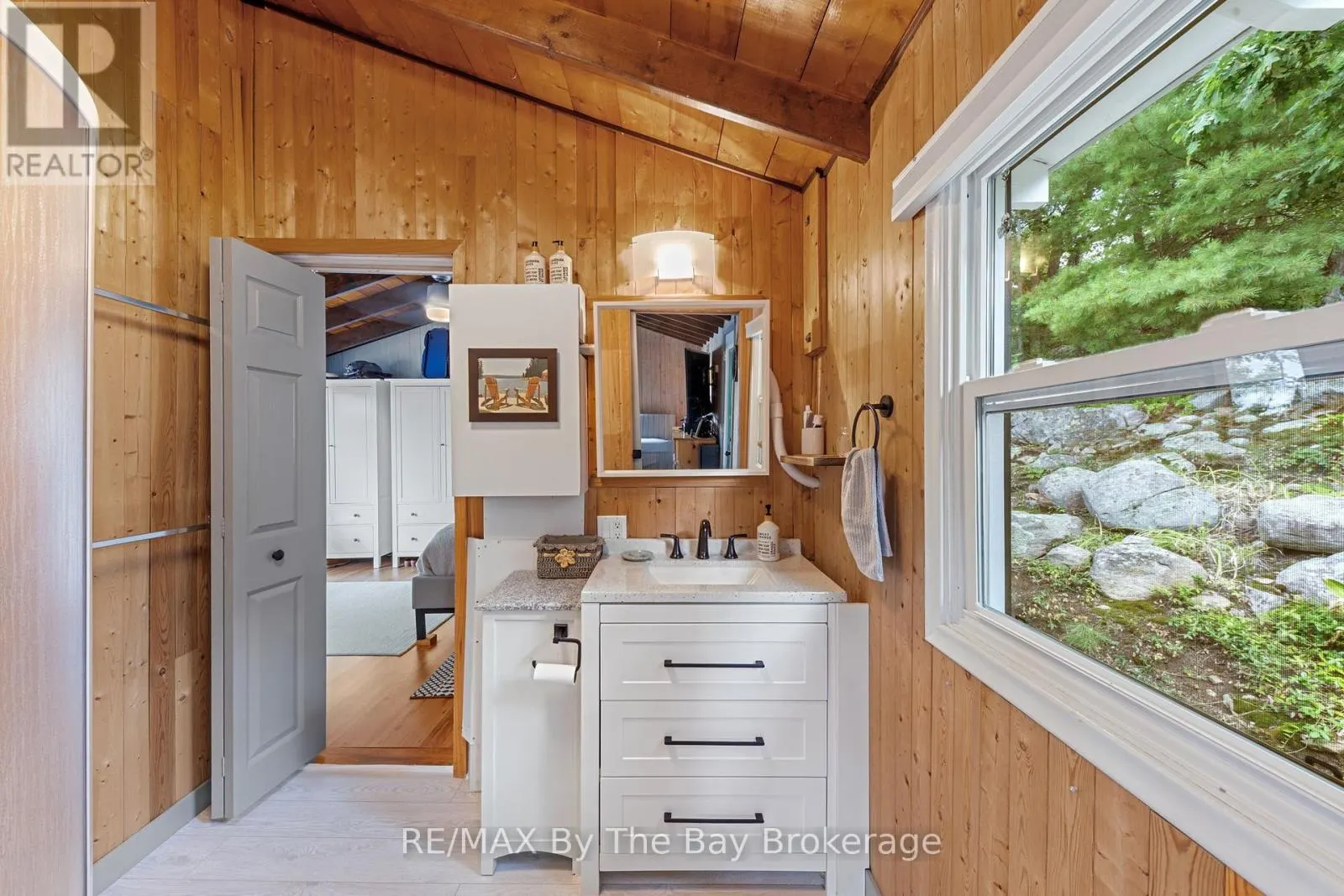 18588 GEORGIAN BAY SHORE