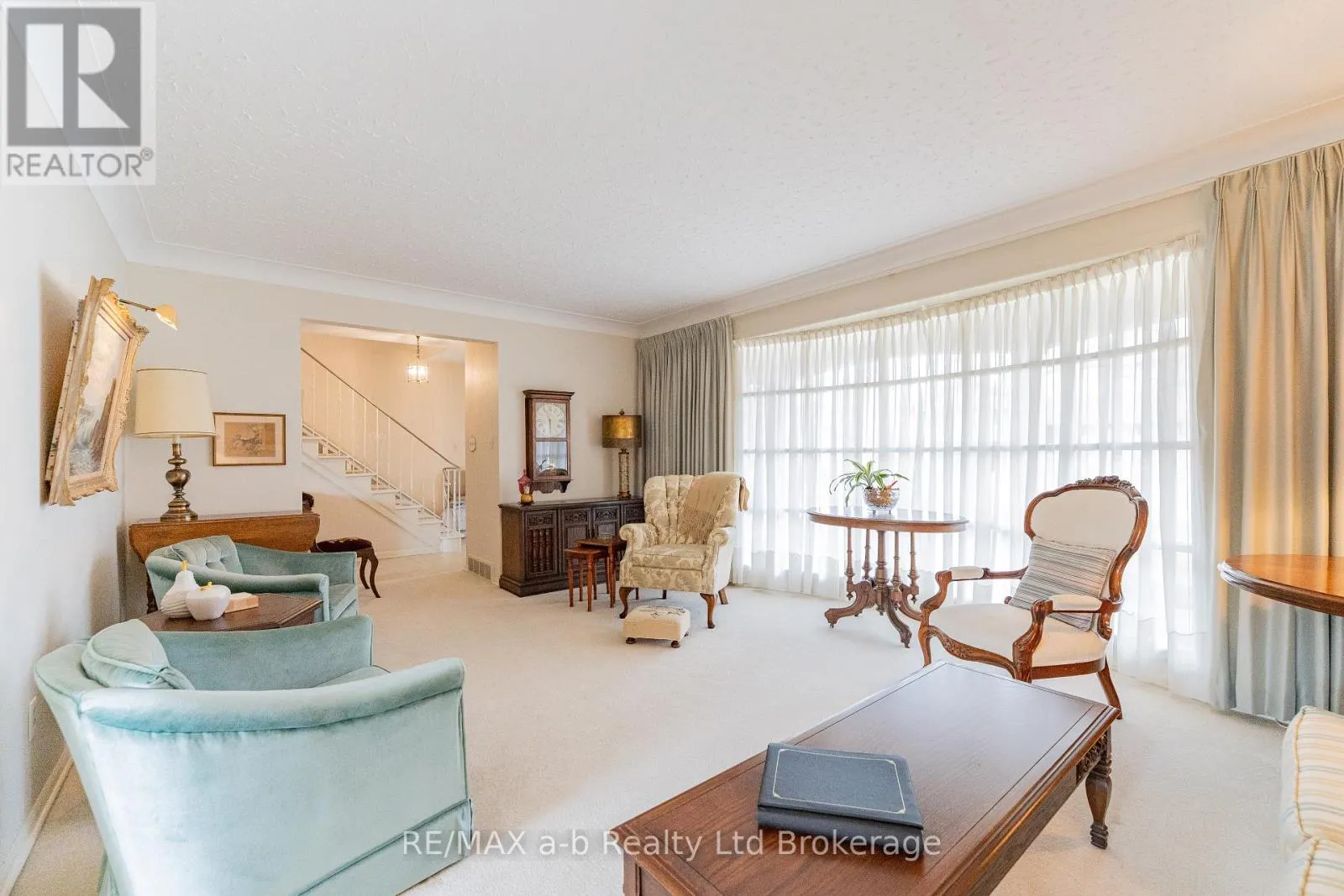 41 PARKWOOD DRIVE