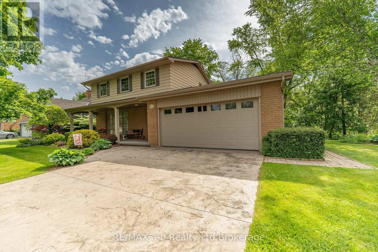 41 PARKWOOD DRIVE