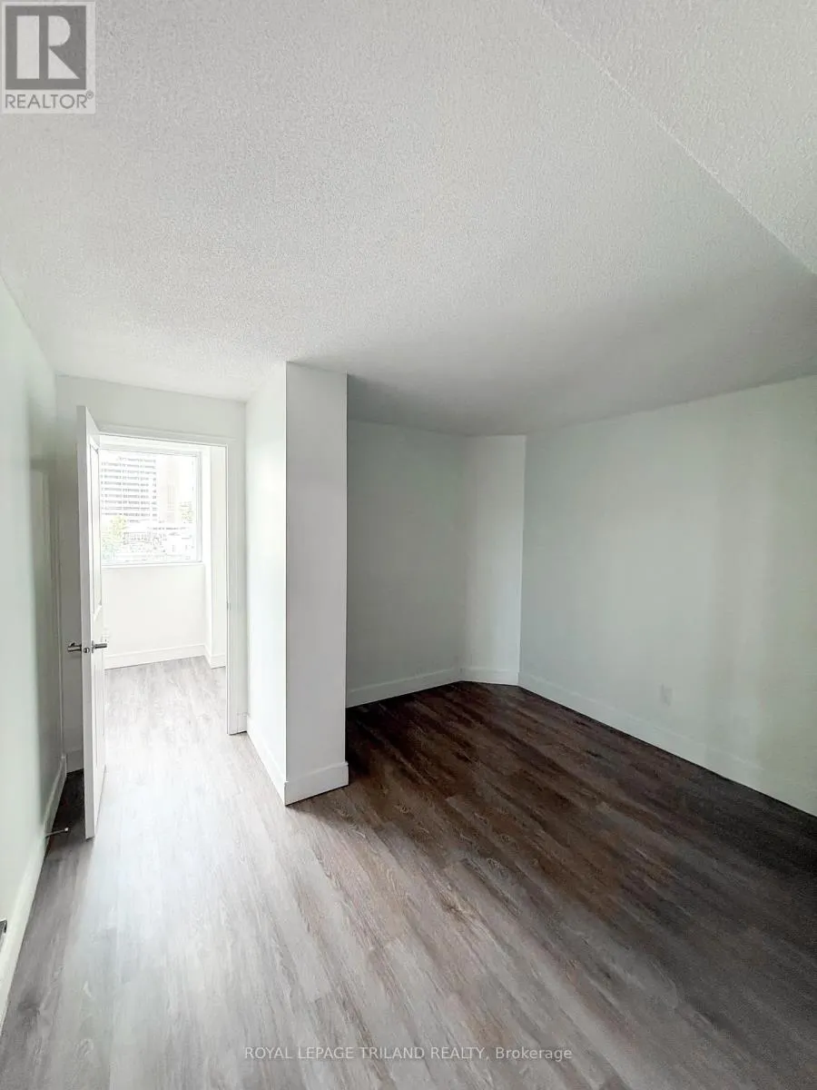 307 - 675 RICHMOND STREET, #307