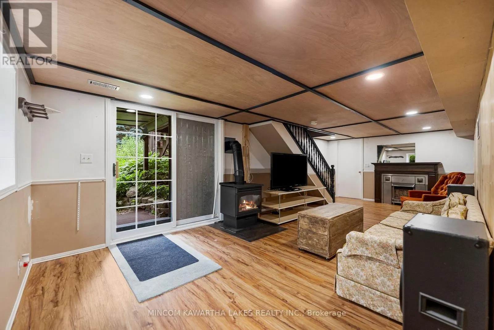 60 BURLEIGH STREET