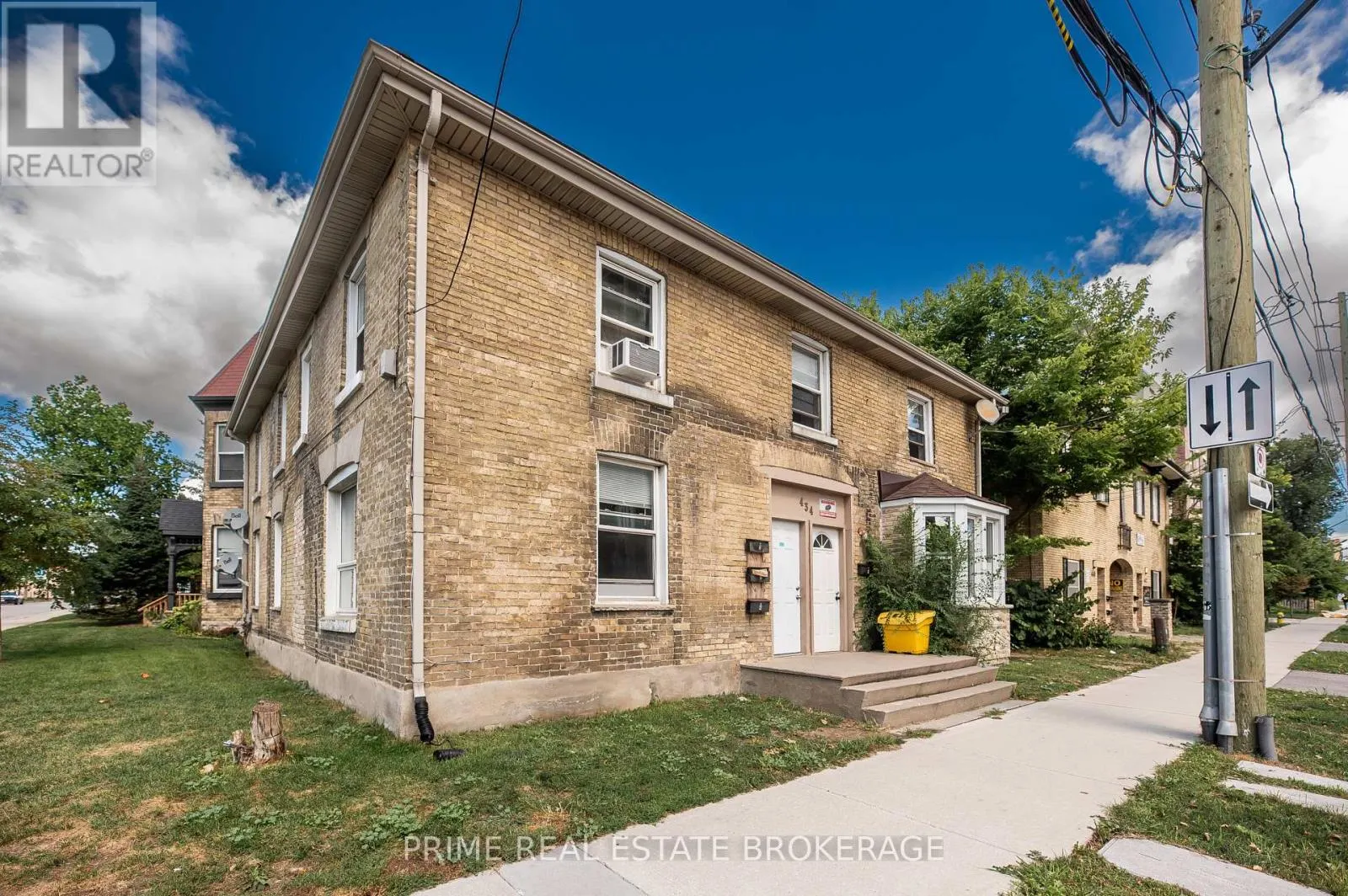 376 BURWELL STREET