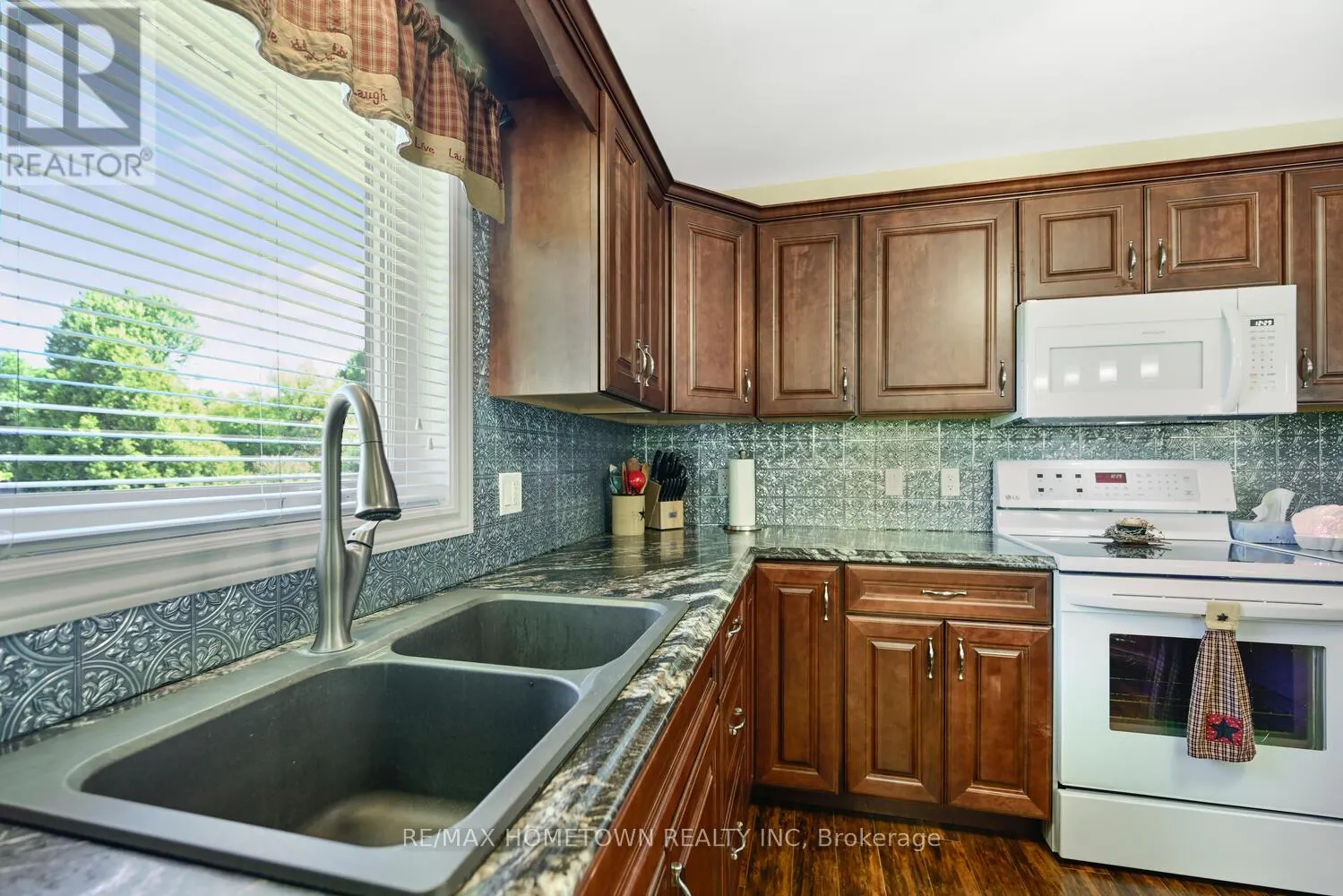 2915 2ND CONCESSION