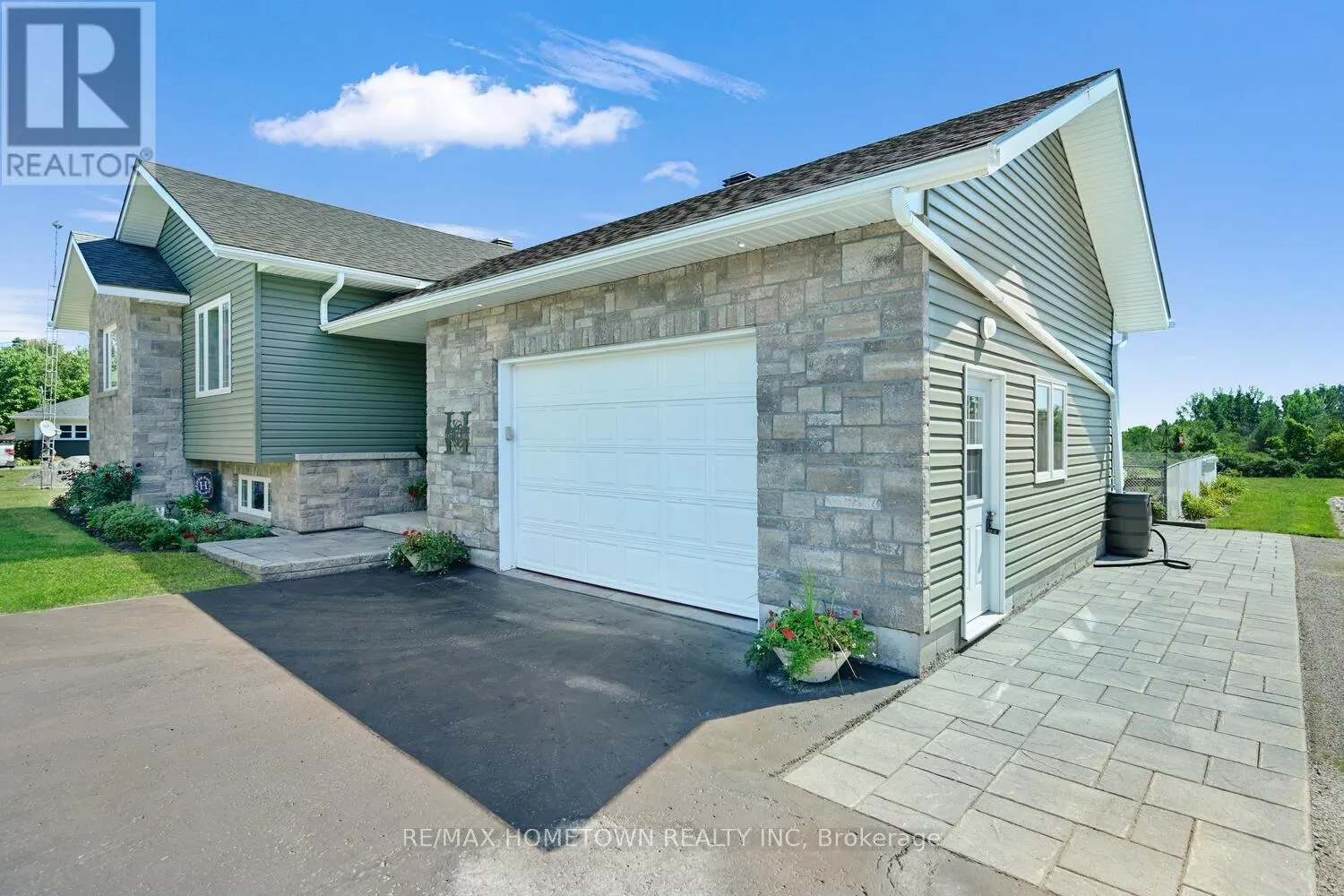 2915 2ND CONCESSION