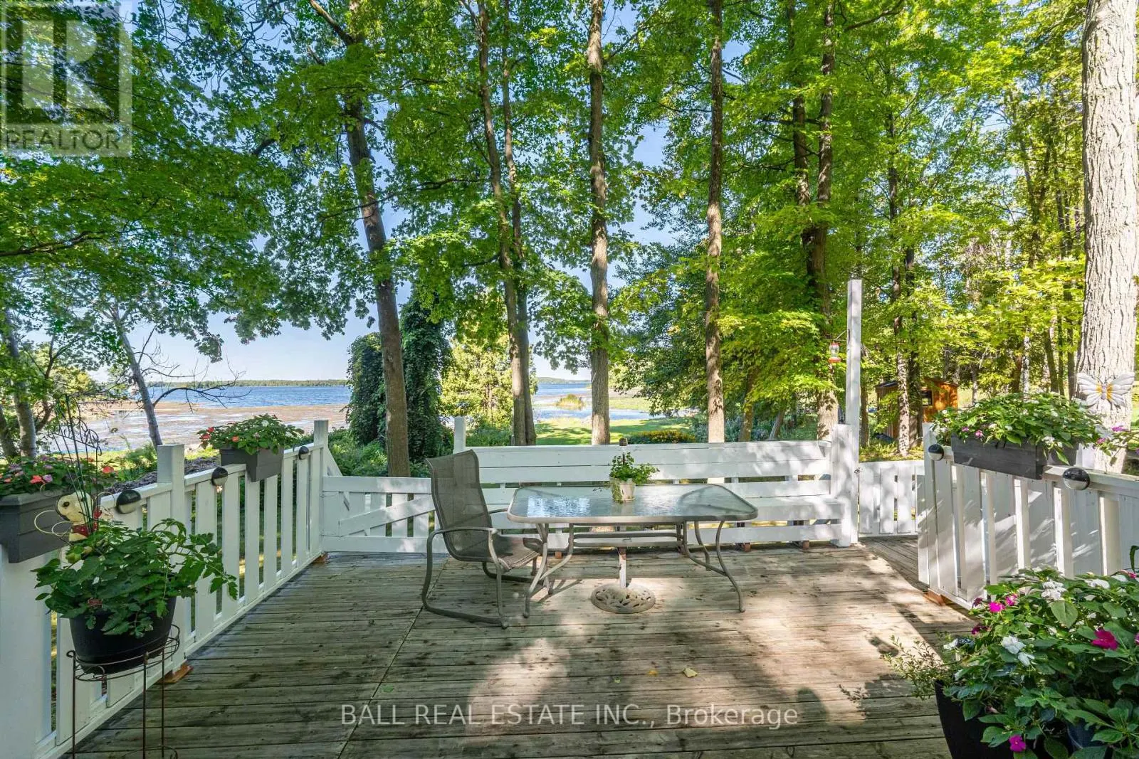 21 CEDAR BAY ROAD N