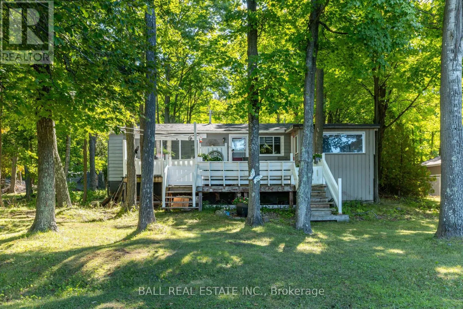 21 CEDAR BAY ROAD N