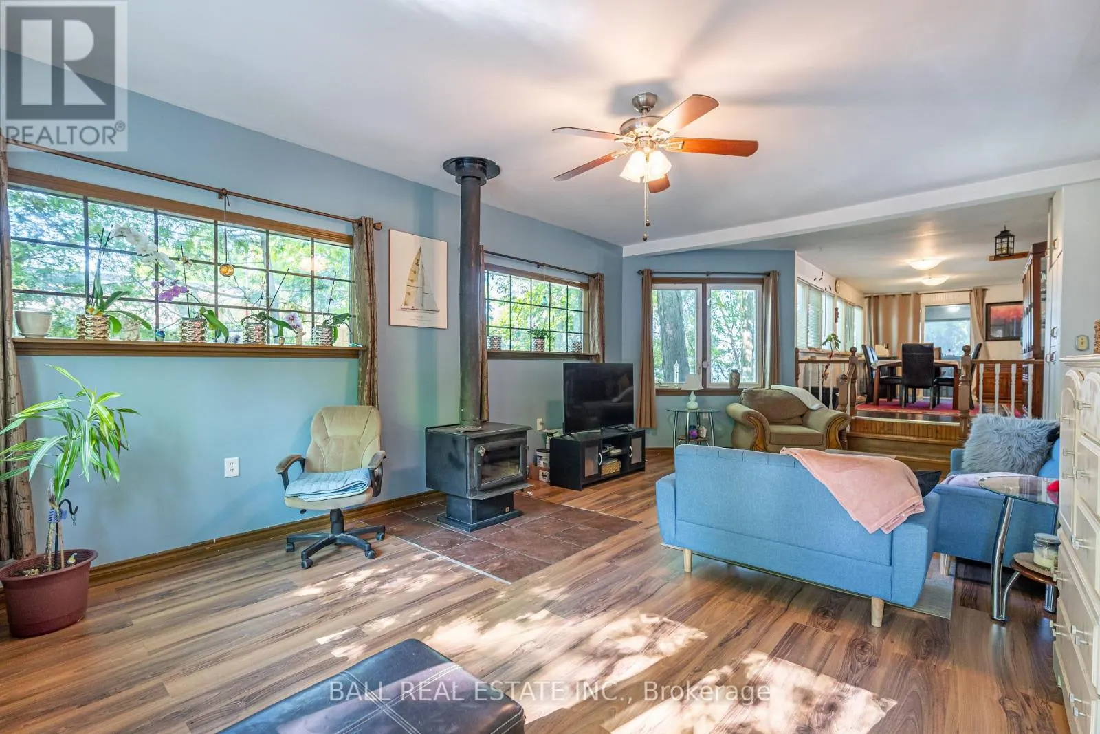 21 CEDAR BAY ROAD N