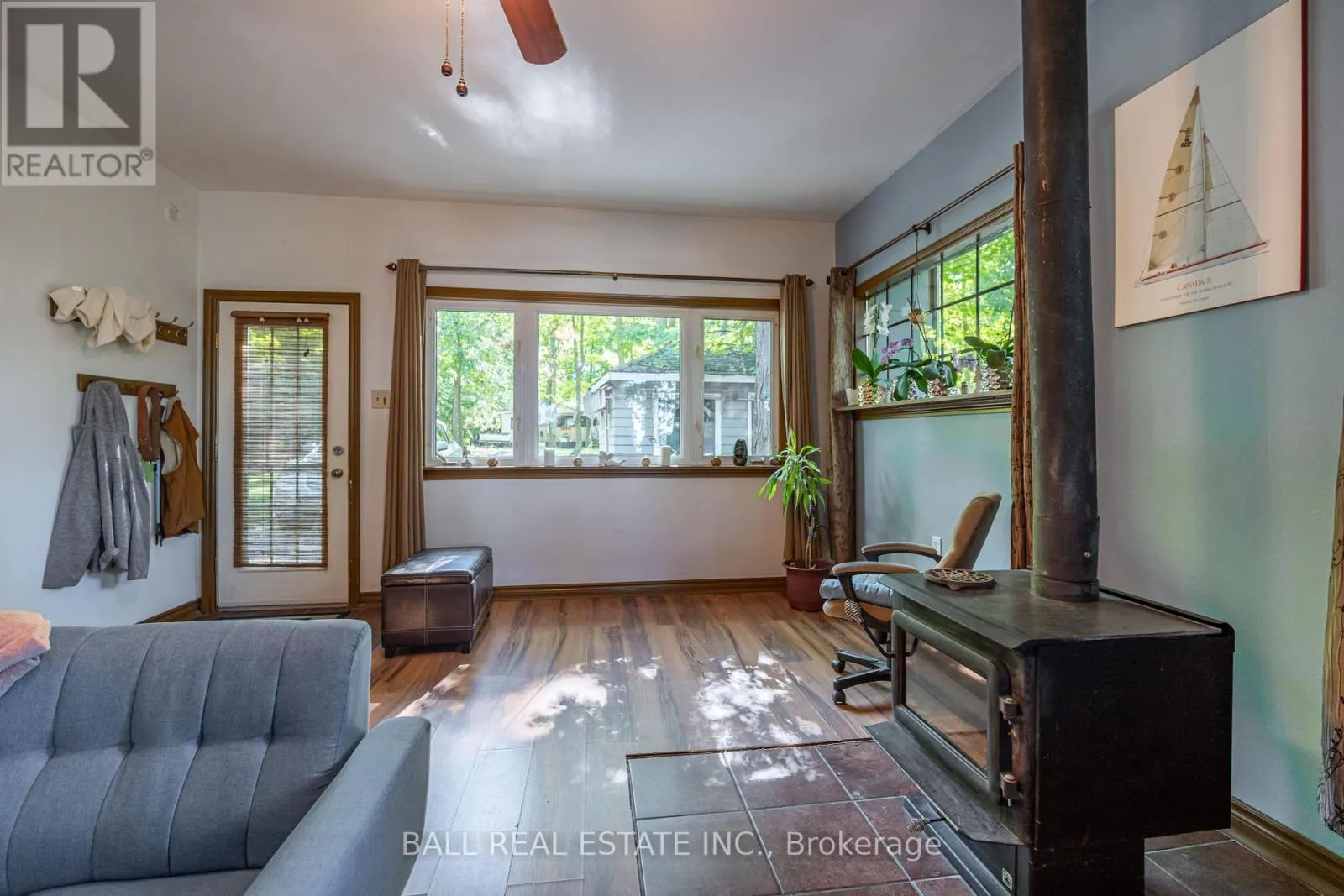 21 CEDAR BAY ROAD N