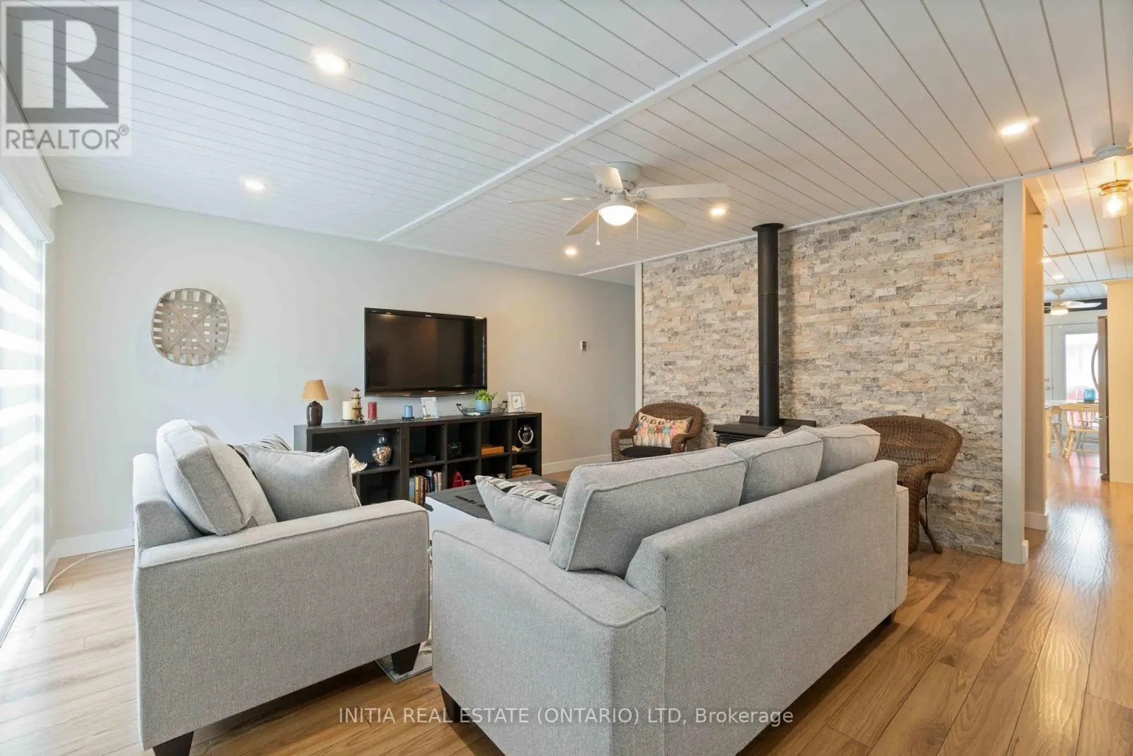 11 - 5 RIVER ROAD, #11
