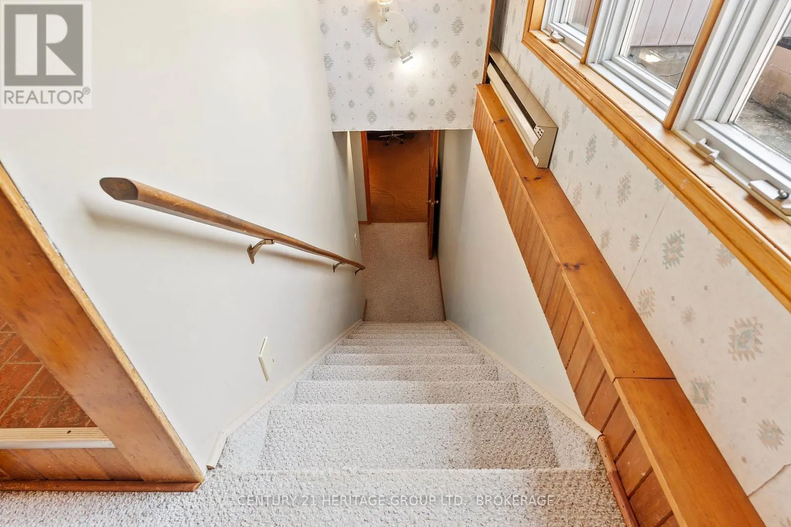 1882 SUNBURY ROAD