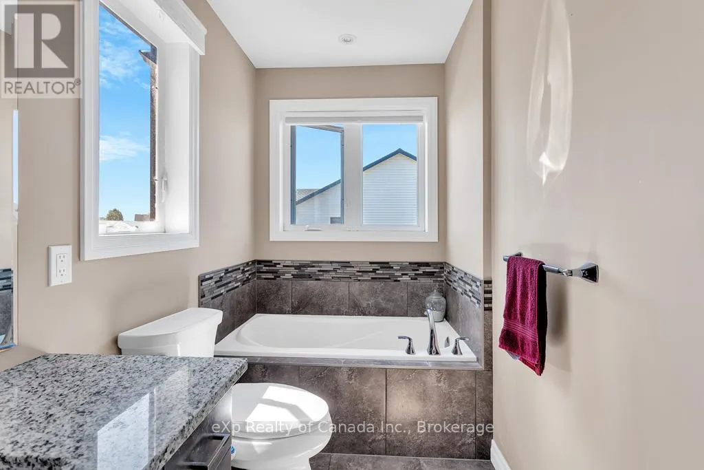 1109 ALBERNI ROAD